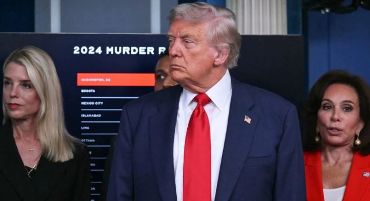 Trump with Kamala Harris and Tulsi Gabbard