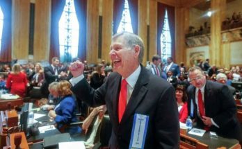 Louisiana Democrat switches to Republican