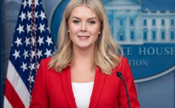 tmp0uex93ms speaking in a news photo