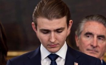 tmp hqf1iem speaking in a news photo